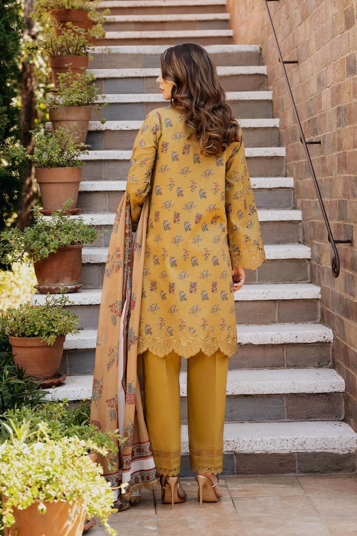 AFROZEH Damask The Holiday Edit'25 Embroidered Lawn 3pcs - Jotey
