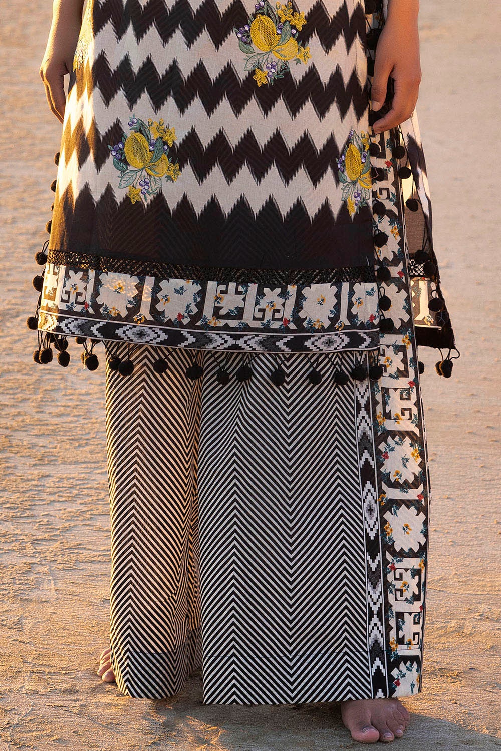 Tangerine By Gul Ahmed Embroidered Printed Summer Lawn'25 Unstitched 2pcs