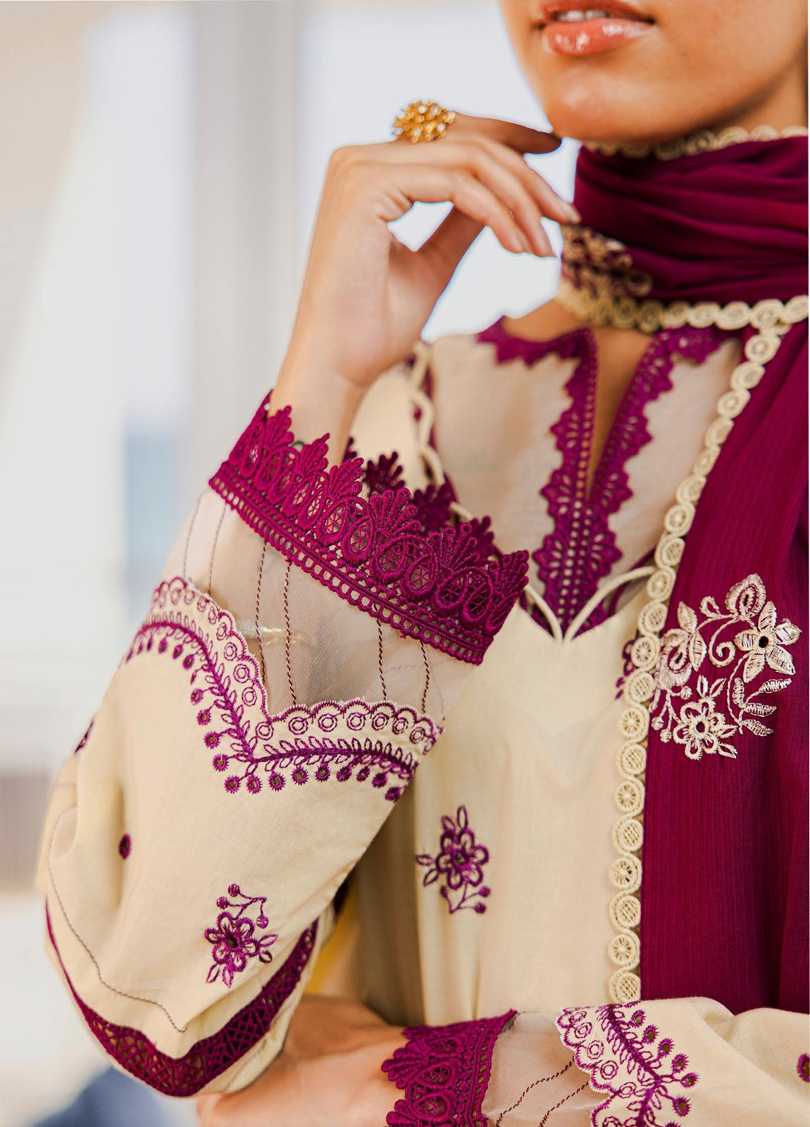 Zellbury Chikankari Embroidered Lawn Unstitched 3Pcs