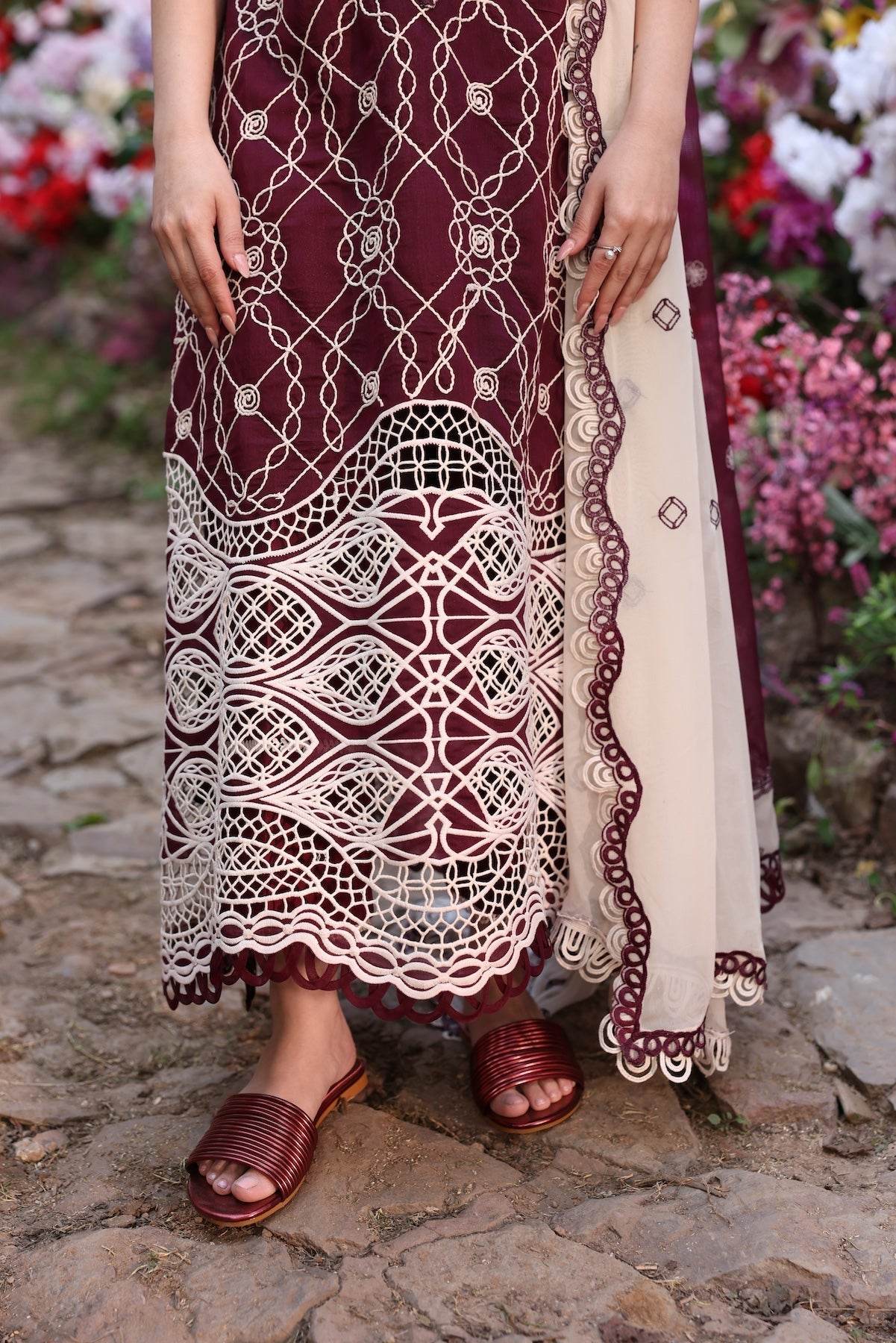 Sable V. Luxury Formal'25 Embroidered Unstitched 4pcs - Jotey