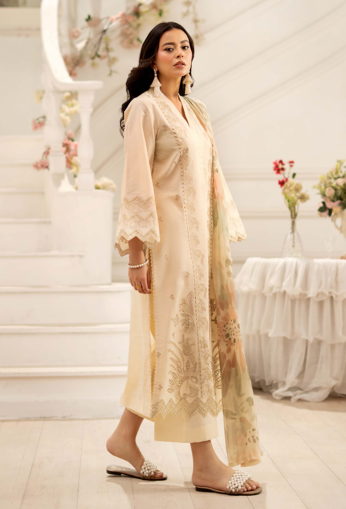 Inara By Humdum Embroidered Lawn'25 Unstitched 3pcs