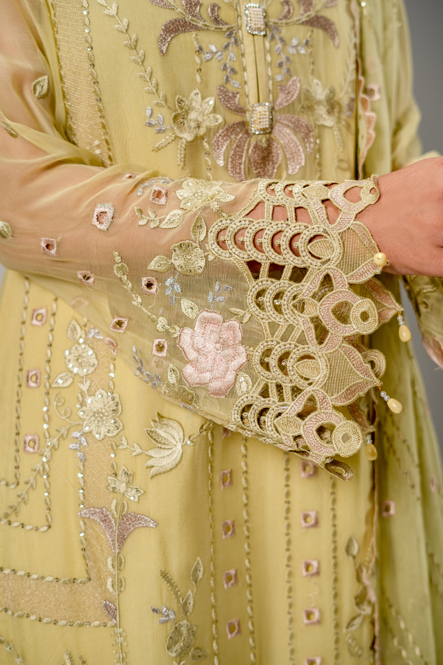 Zebtan Aura Vol-01 Embroidered Chiffon Unstitched 3pcs