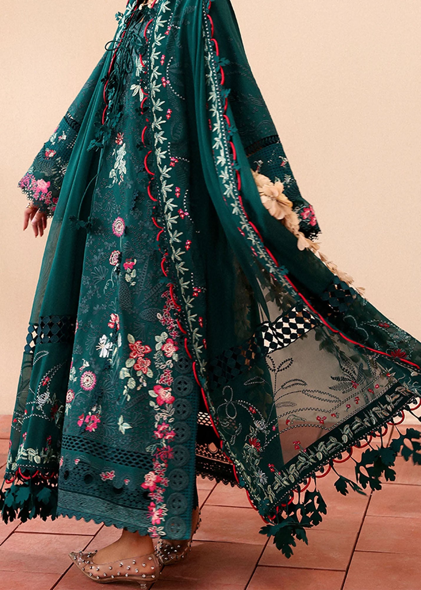 Lawn'25 Eid by Suffuse Embroidered Lawn Unstitched 3Pcs