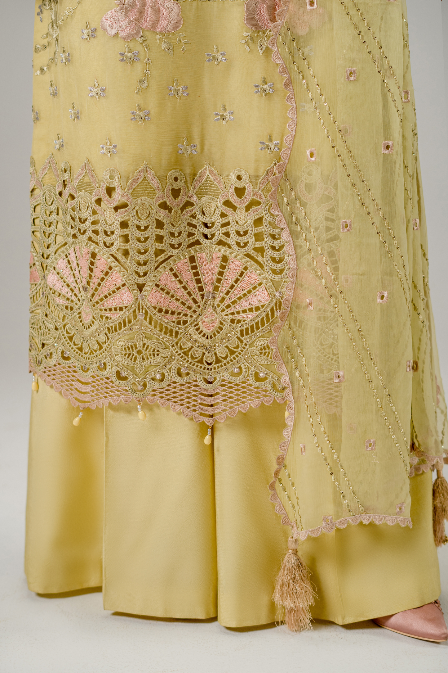Zebtan Aura Vol-01 Embroidered Chiffon Unstitched 3pcs