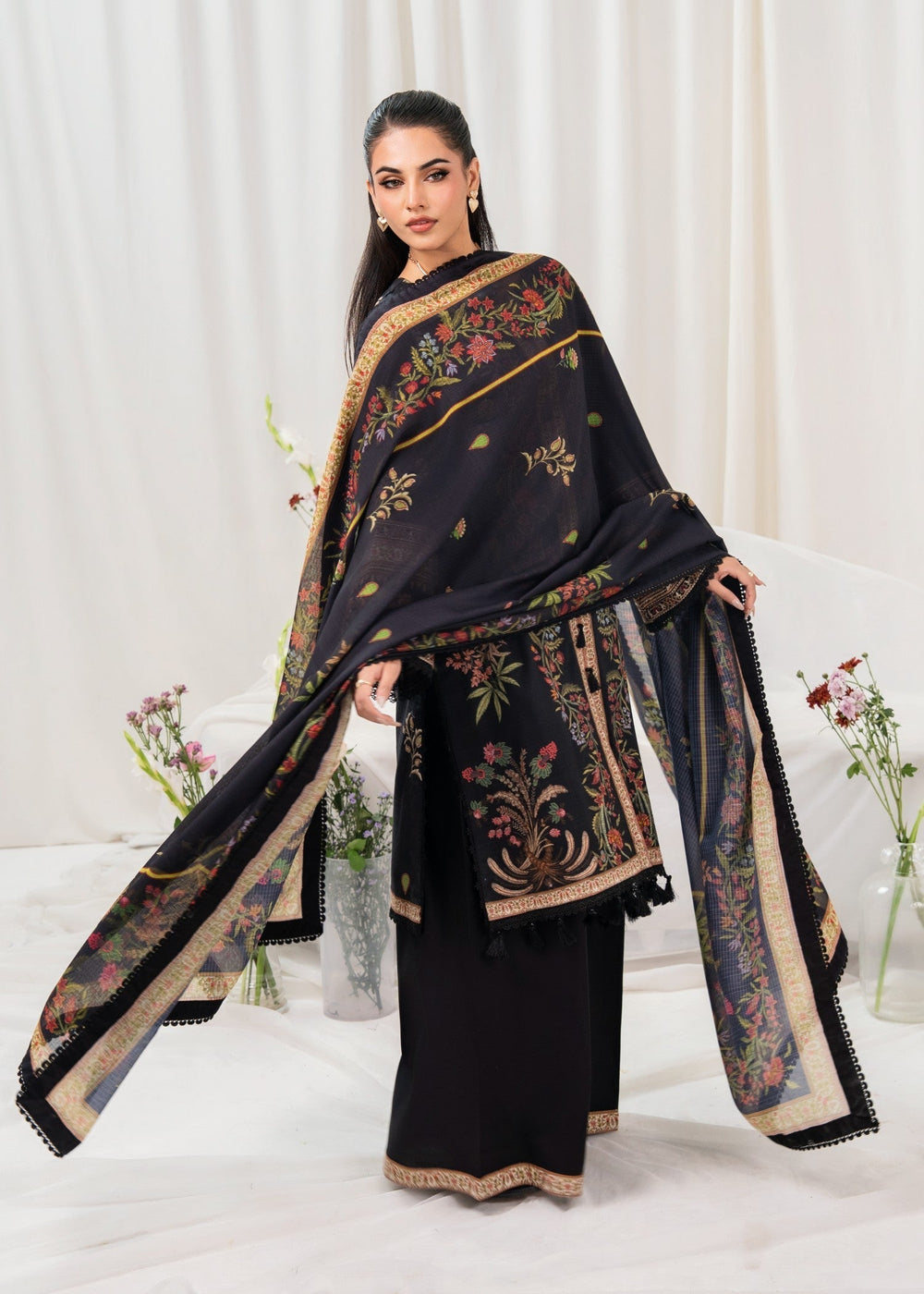 Meerak Breaking Bloom Digital Printed Lawn Unstitched 3Pcs