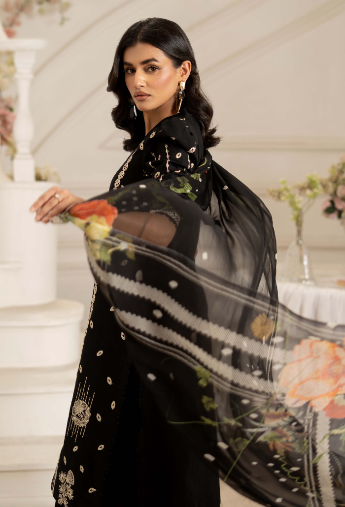 Inara By Humdum Embroidered Lawn'25 Unstitched 3pcs