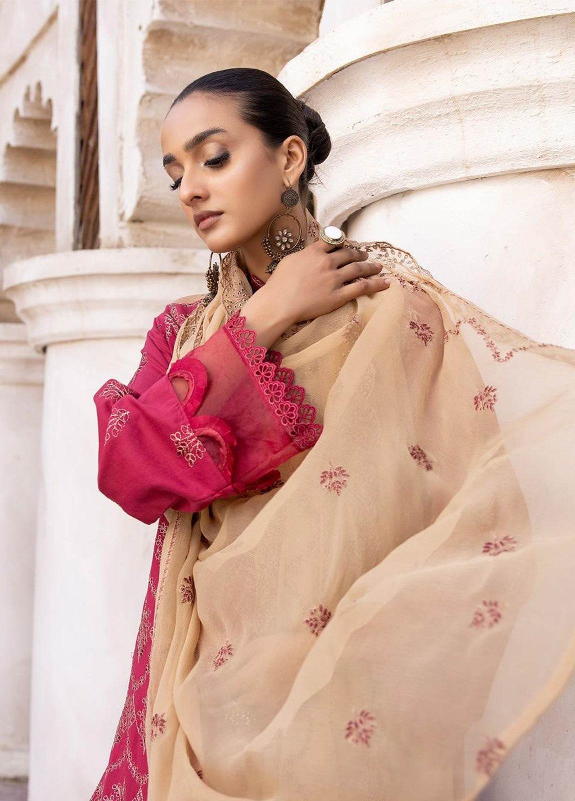 KHOOBSURAT Aventus Swiss Unstitched 3pcs - Jotey