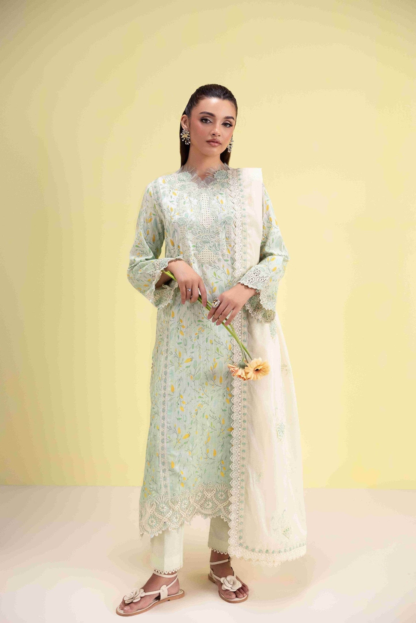 Aabyaan Eid Pret'25 Embroidered Stitched 3pcs - Jotey