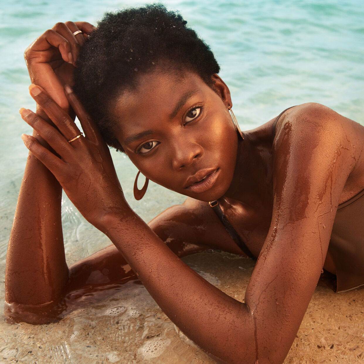 Huda Beauty 3D Cream and Powder Highlighter Palette-Bronze Sands - Jotey