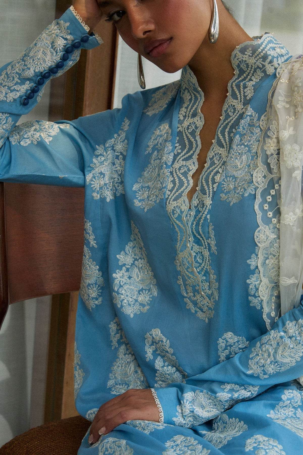 Zara Shahjahan Satori Embroidered Luxury Lawn Unstitched 3pcs - Jotey