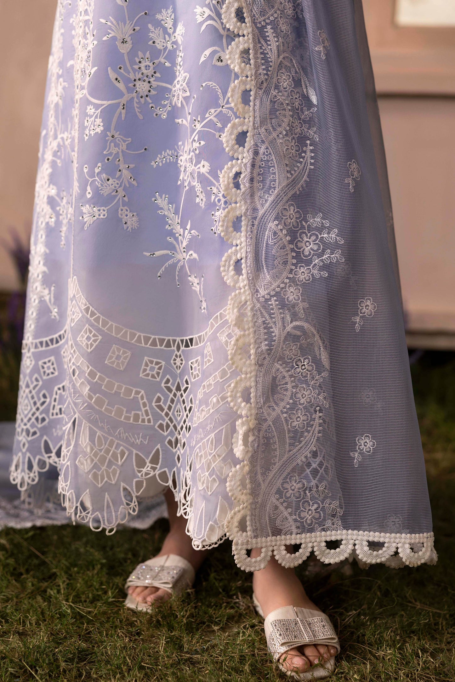 Sable V. Luxury Formal'25 Embroidered Unstitched 4pcs - Jotey