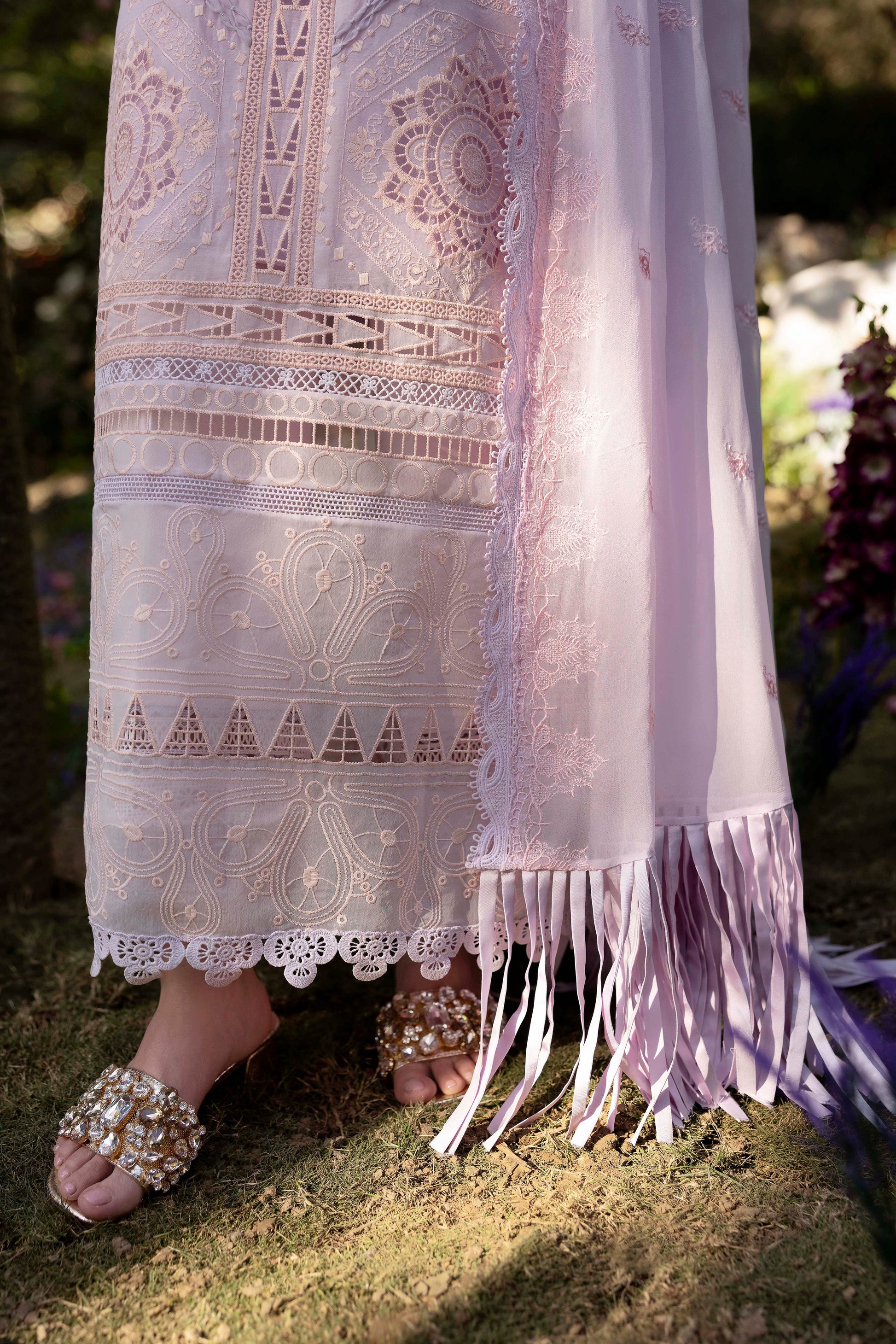 Sable V. Luxury Formal'25 Embroidered Unstitched 4pcs - Jotey