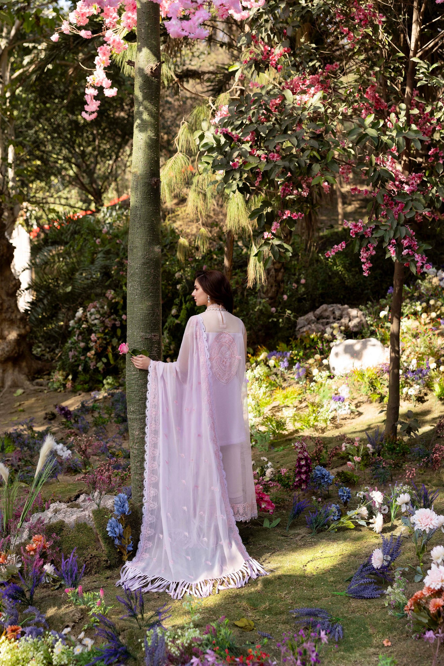 Sable V. Luxury Formal'25 Embroidered Unstitched 4pcs - Jotey