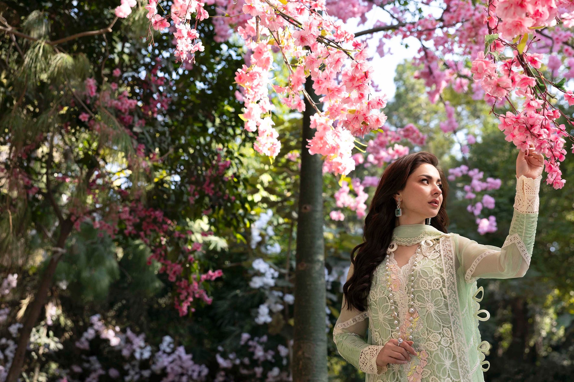 Sable V. Luxury Formal'25 Embroidered Unstitched 4pcs - Jotey