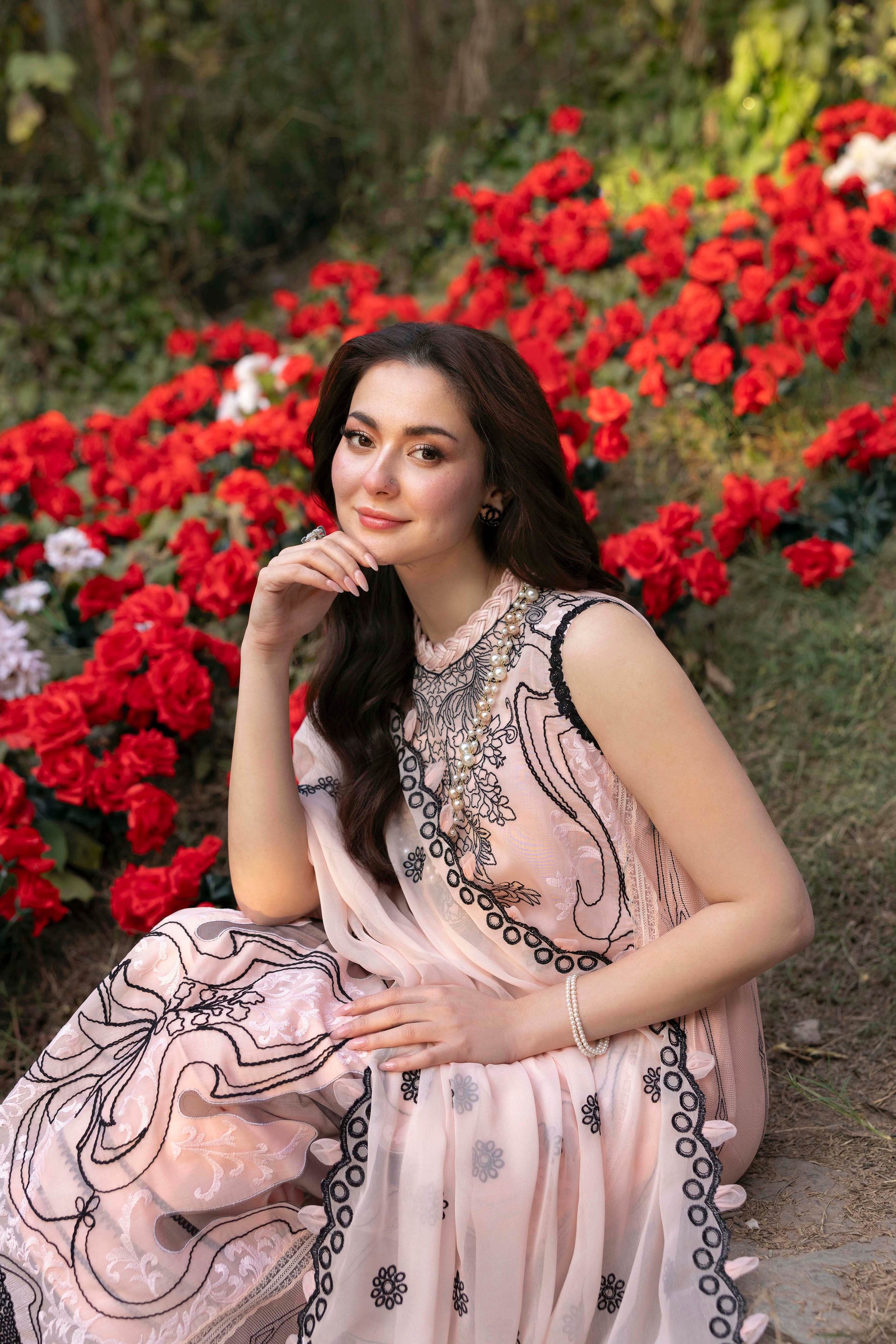 Sable V. Luxury Formal'25 Embroidered Unstitched 4pcs - Jotey