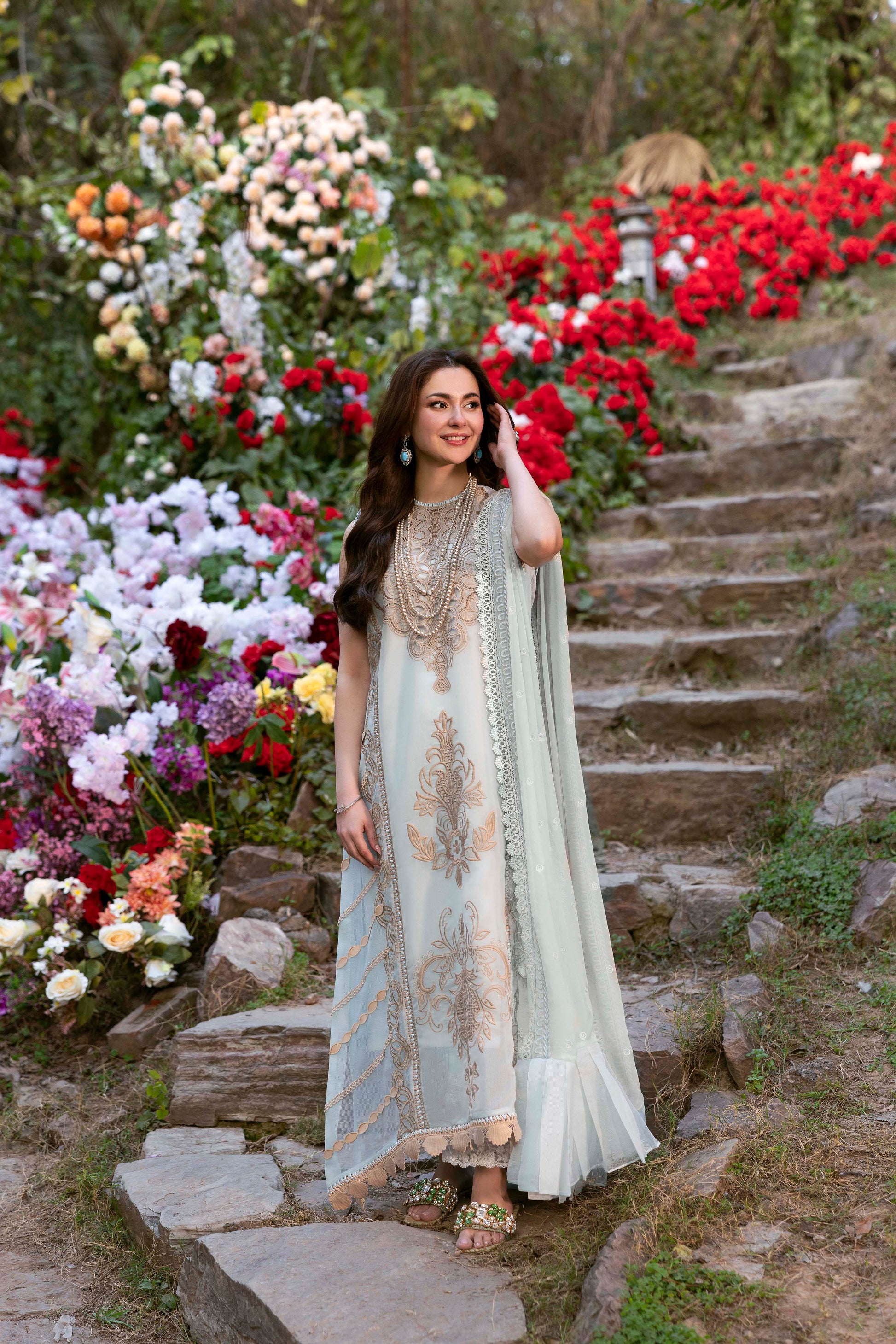 Sable V. Luxury Formal'25 Embroidered Unstitched 4pcs - Jotey