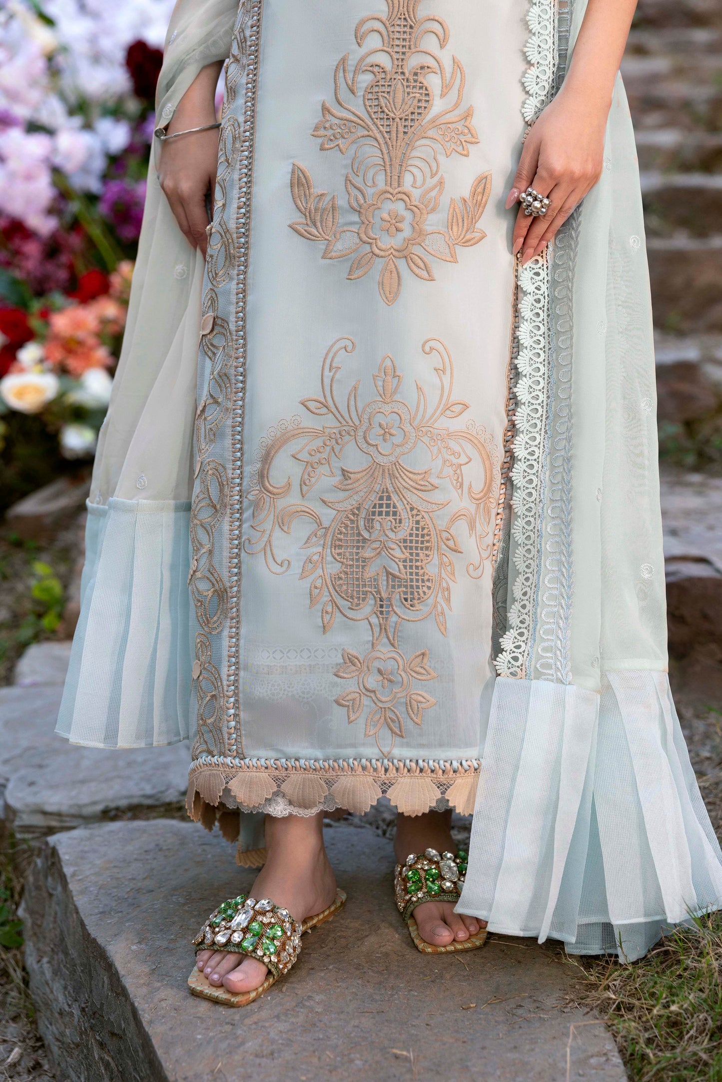 Sable V. Luxury Formal'25 Embroidered Unstitched 4pcs - Jotey