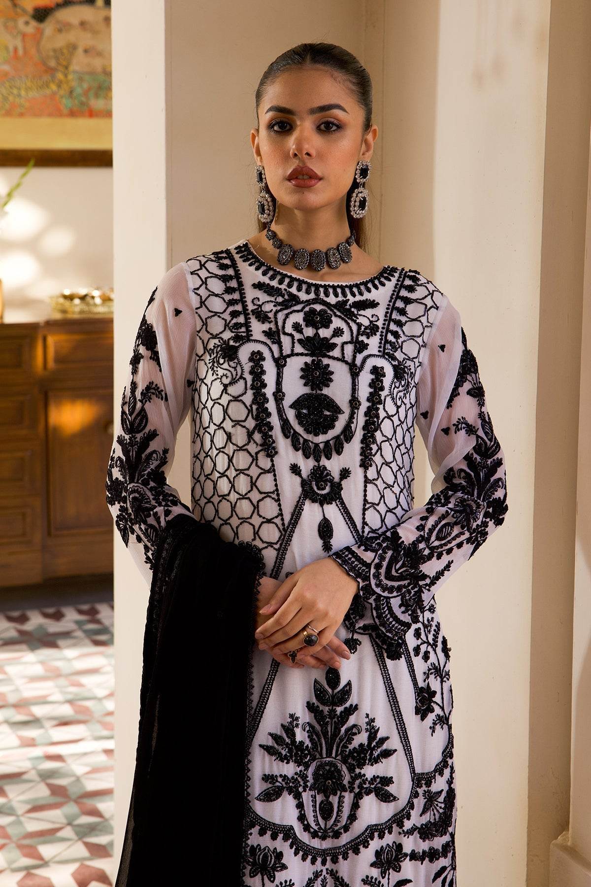 Zeenat Vol 17 Luxury Semi Stitched 3pcs - Jotey