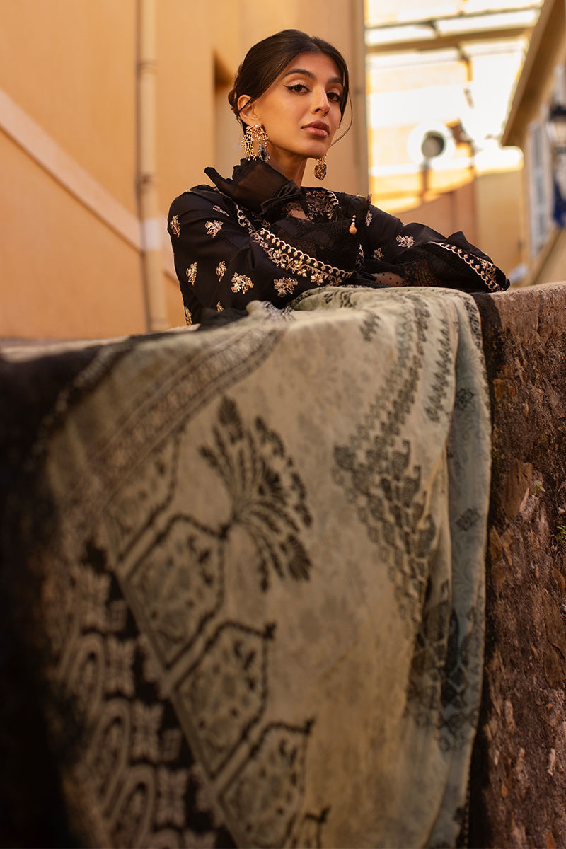 Zoha By Ansab Jahangir Embroidered Luxury Lawn'25 Unstitched 3pcs