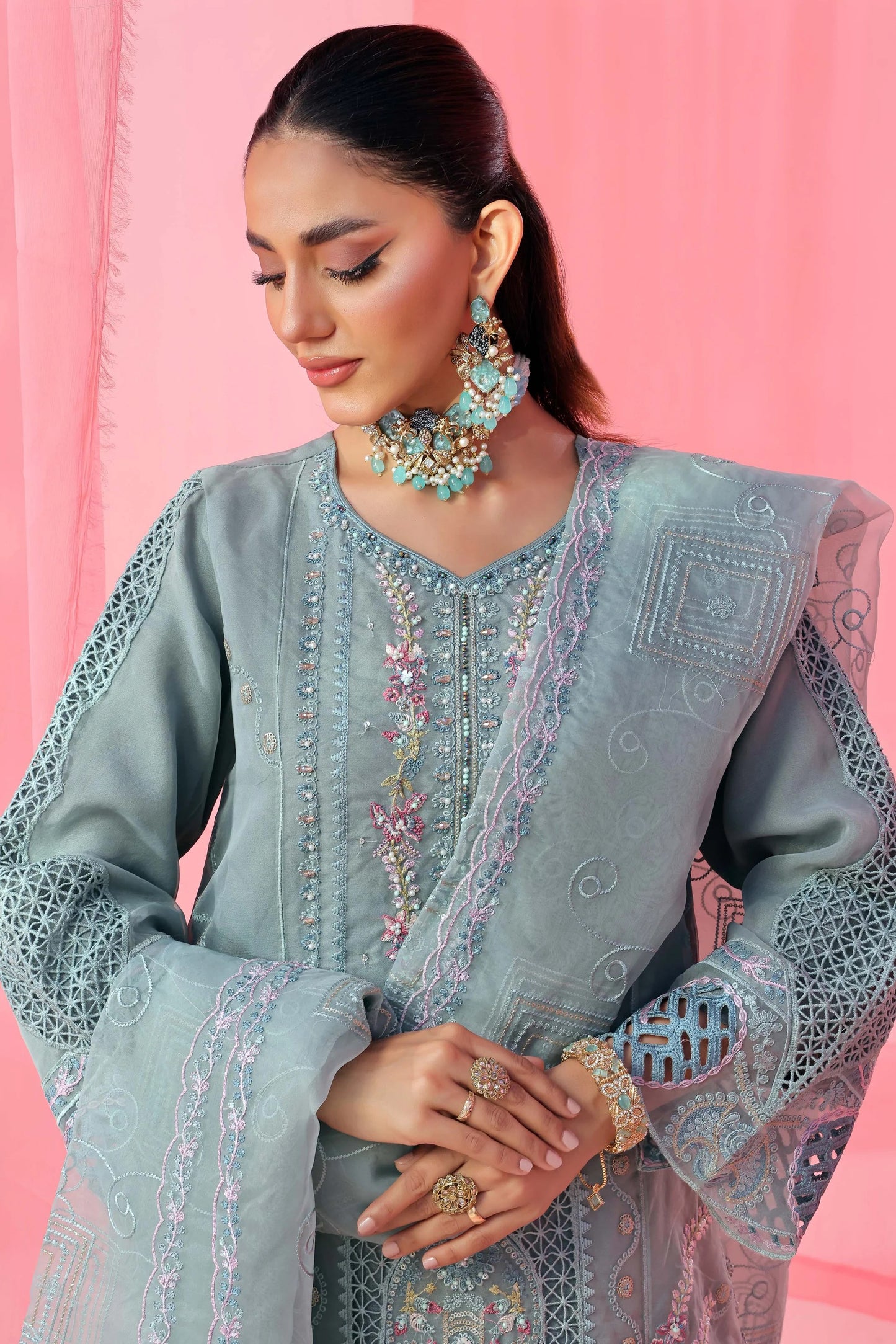 Noori By Guzel Embroidered Organza Stitched 3pcs