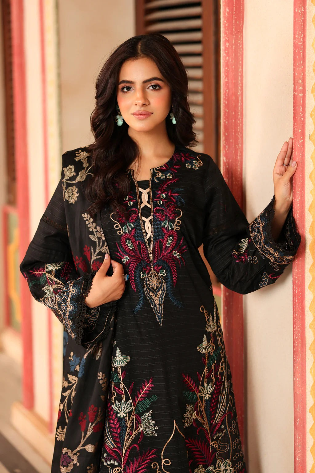 Zirwa by Johra Embroidered Lawn Unstitched 3Pcs
