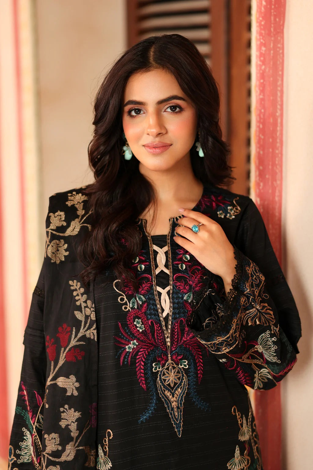 Zirwa by Johra Embroidered Lawn Unstitched 3Pcs
