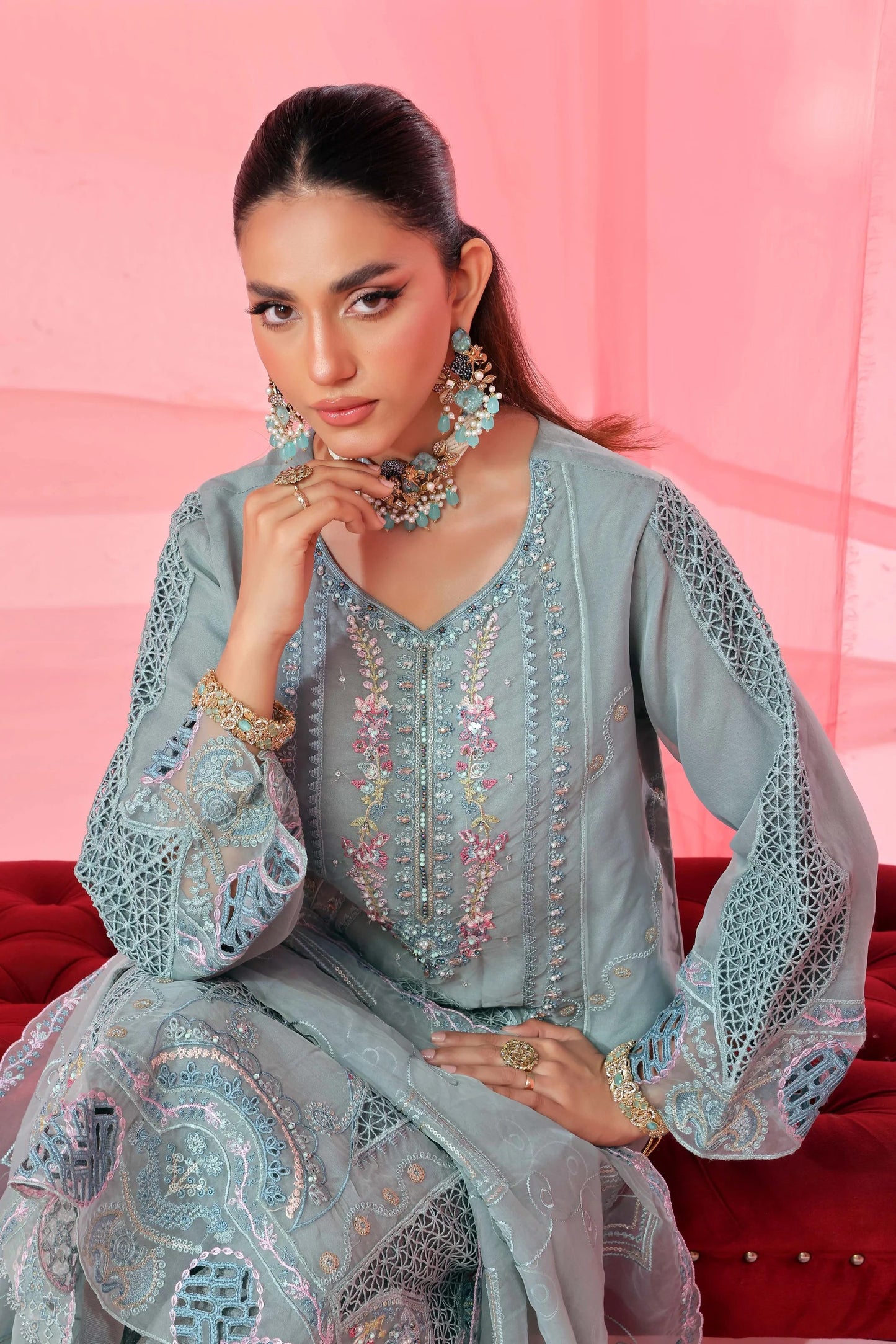 Noori By Guzel Embroidered Organza Stitched 3pcs